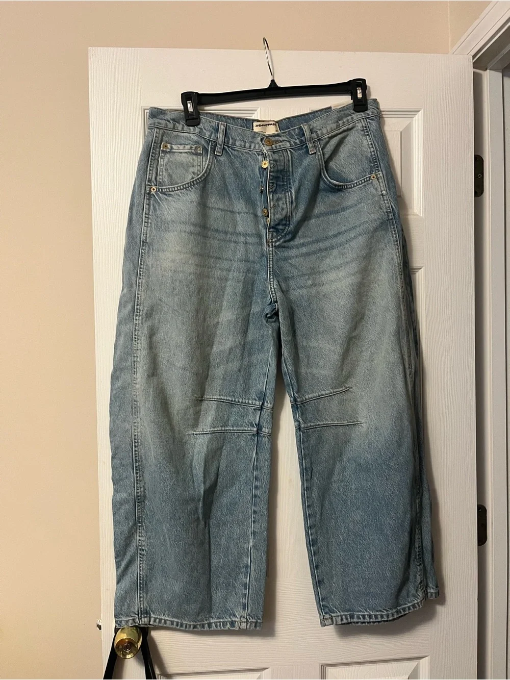 Free People/ WE THE FREE GOOD LUCK MID RISE BARREL LEG JEANS Size 31